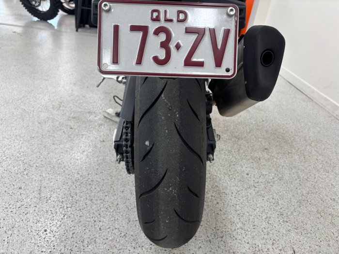 2023 CFMOTO 450 SR ABS ZIRCON BLACK