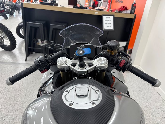 2023 CFMOTO 450 SR ABS ZIRCON BLACK