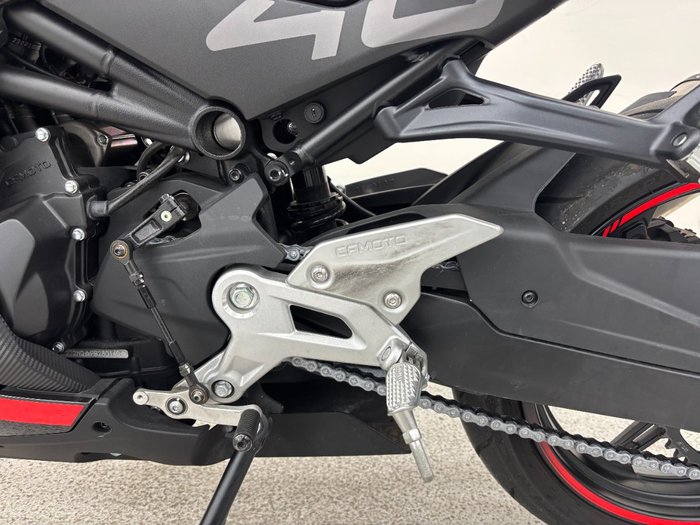 2023 CFMOTO 450 SR ABS ZIRCON BLACK