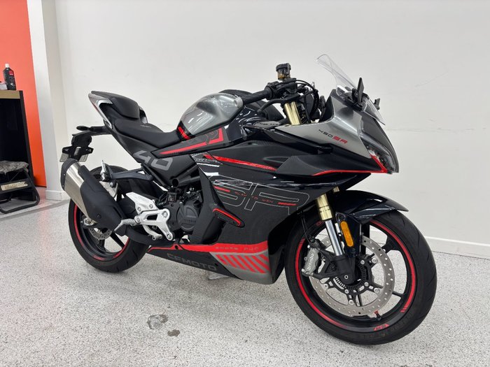 2023 CFMOTO 450 SR ABS ZIRCON BLACK