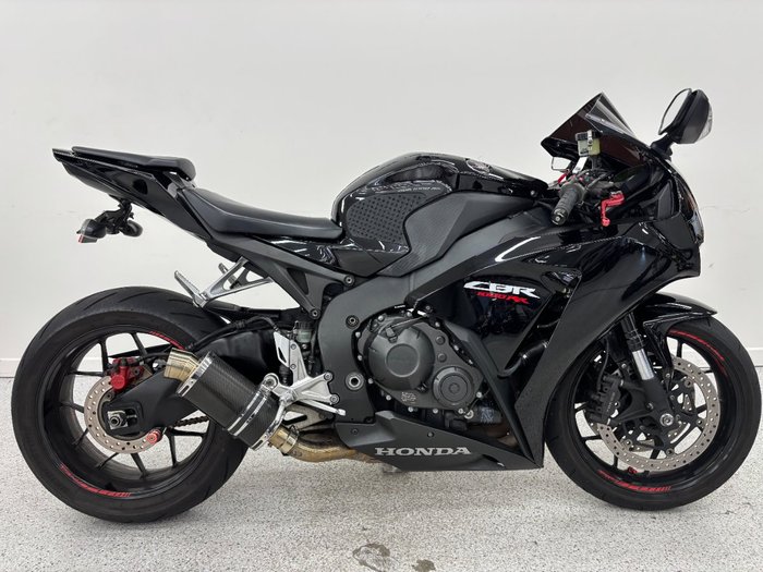 2014 Honda CBR1000RA (FIREBLADE) ABS Black
