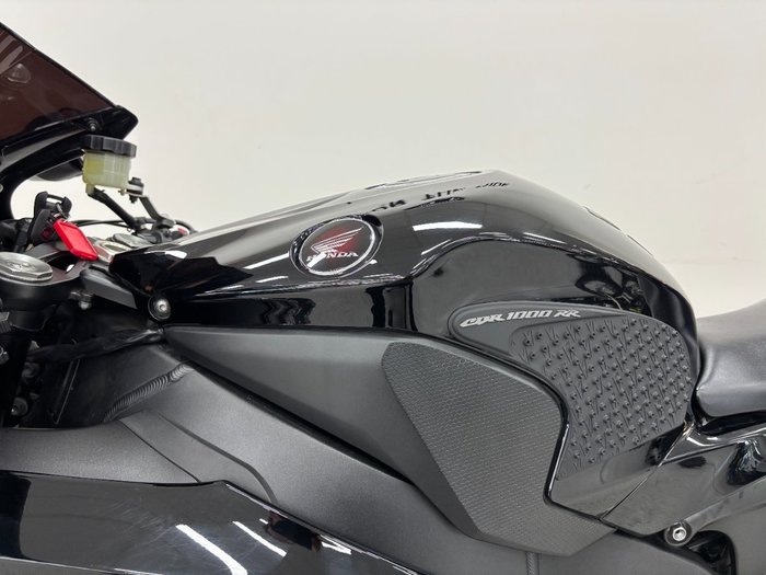 2014 Honda CBR1000RA (FIREBLADE) ABS Black