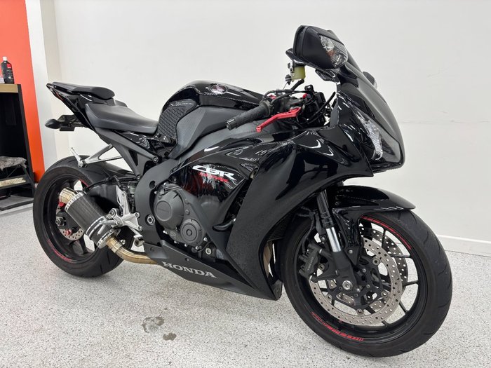 2014 Honda CBR1000RA (FIREBLADE) ABS Black