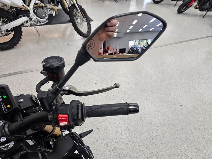 2022 YAMAHA MT-09A SP (MT-09SP) Silver