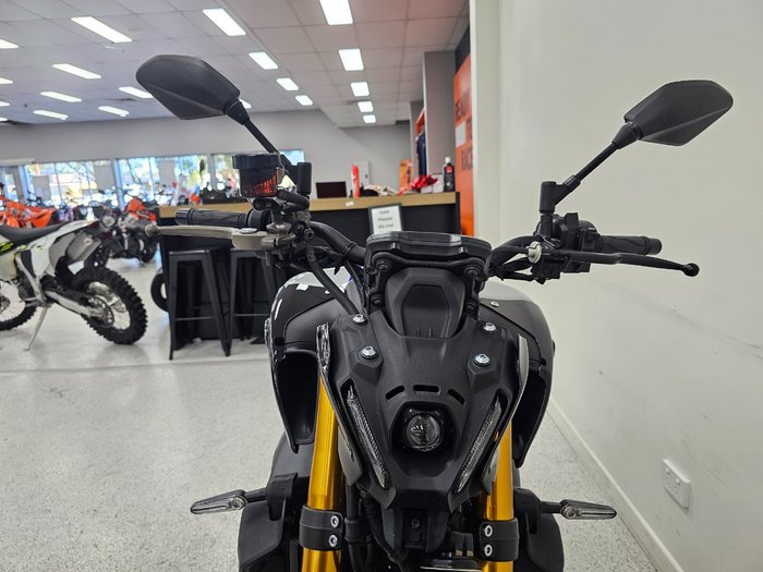 2022 YAMAHA MT-09A SP (MT-09SP) Silver