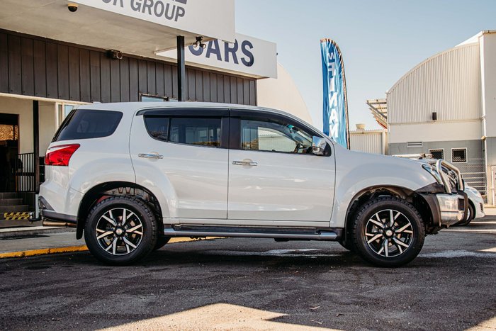 2020 Isuzu MU-X LS-U