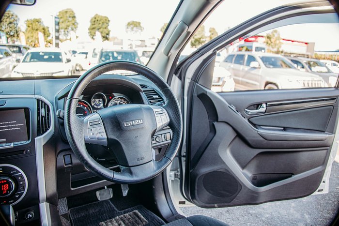 2020 Isuzu MU-X LS-U