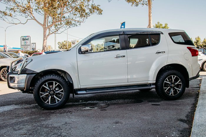 2020 Isuzu MU-X LS-U