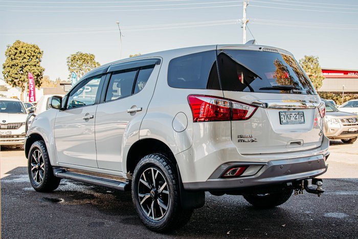 2020 Isuzu MU-X LS-U