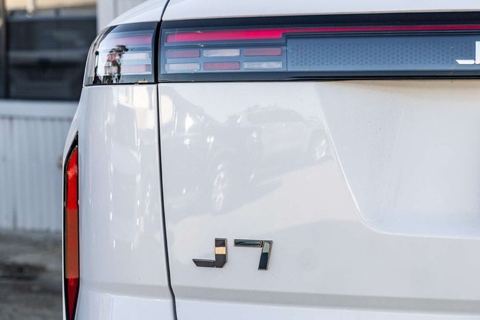 2025 Jaecoo J7 SHS Summit