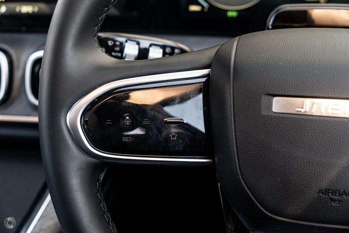 2025 Jaecoo J8 Track