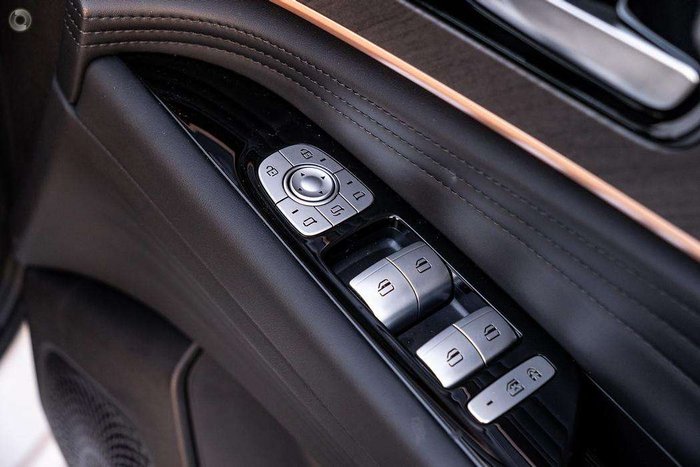 2025 Jaecoo J8 Track