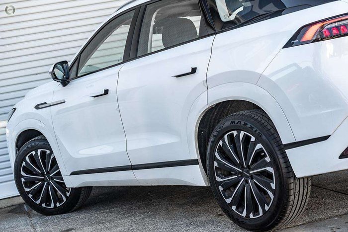 2025 Jaecoo J8 Track