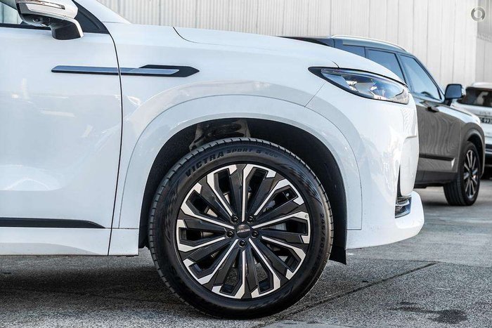 2025 Jaecoo J8 Track