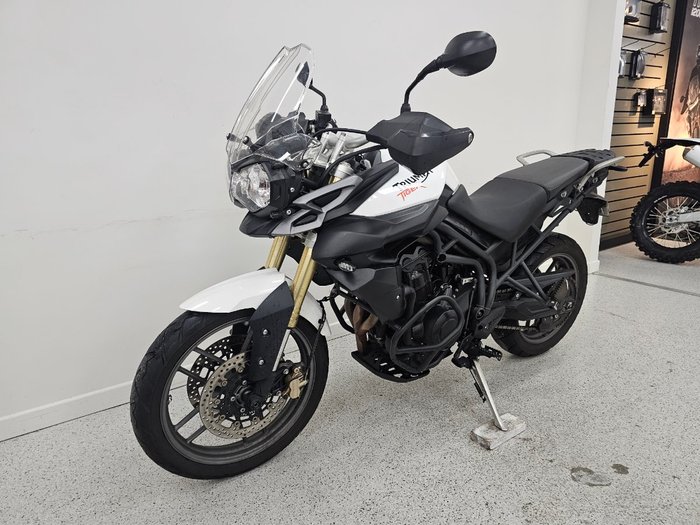 Triumph 2012 Triumph 800cc Tiger TIG800ABS White