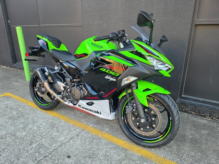 2022 Kawasaki NINJA 400 SE GREEN