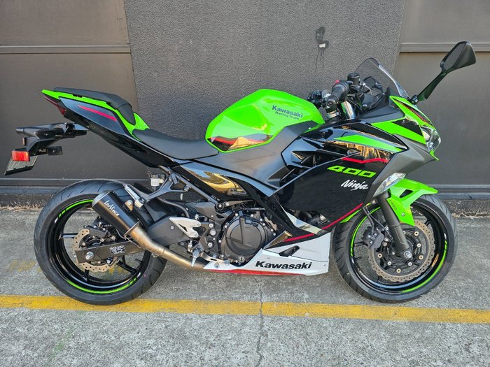 2022 Kawasaki NINJA 400 SE GREEN