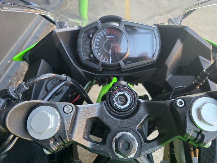 2022 Kawasaki NINJA 400 SE GREEN