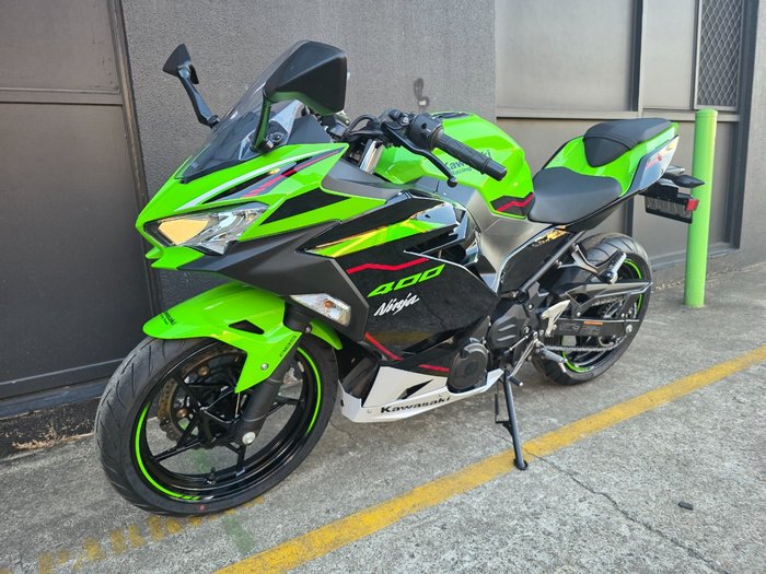 2022 Kawasaki NINJA 400 SE GREEN