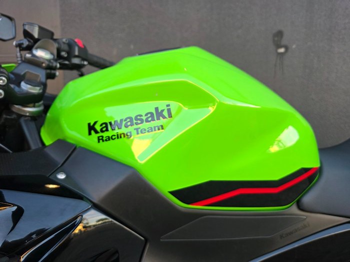2022 Kawasaki NINJA 400 SE GREEN