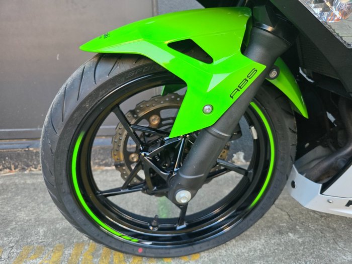 2022 Kawasaki NINJA 400 SE GREEN