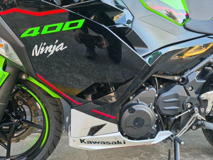 2022 Kawasaki NINJA 400 SE GREEN