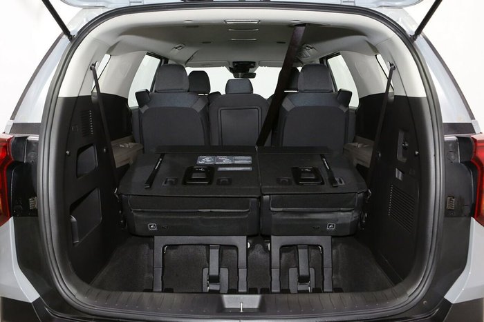 2024 Kia Carnival S