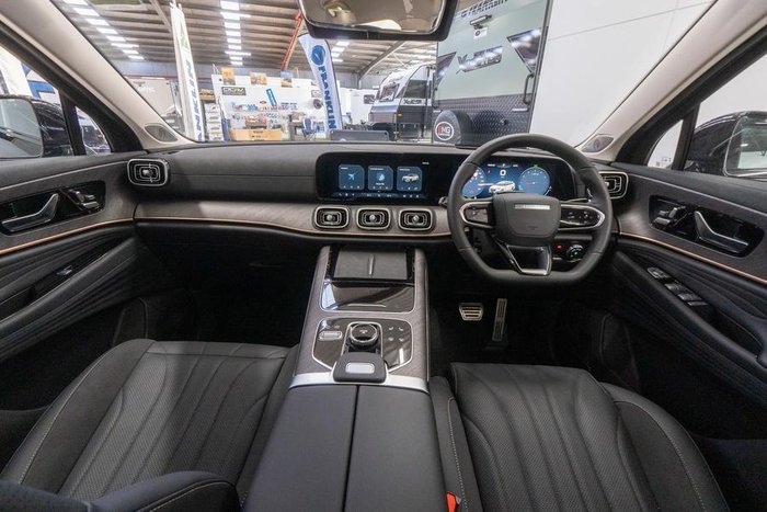 2025 Jaecoo J8 Track