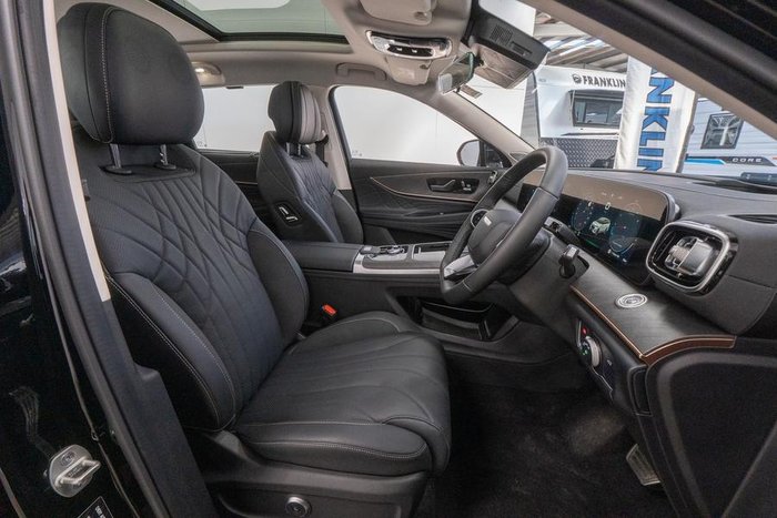 2025 Jaecoo J8 Track