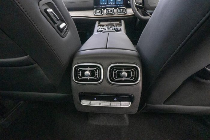 2025 Jaecoo J8 Track