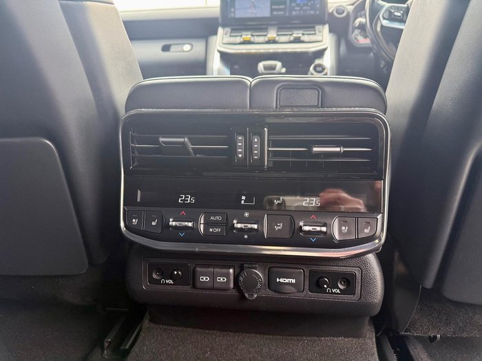 2021 Toyota Landcruiser Sahara