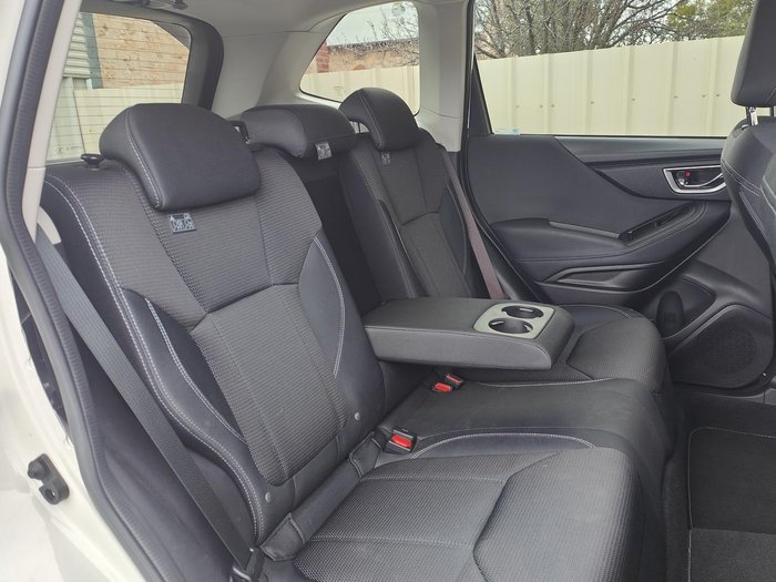 2021 Subaru Forester 2.5i
