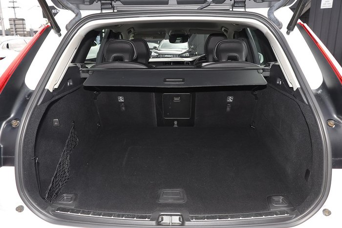 2020 Volvo XC60 T5 Momentum