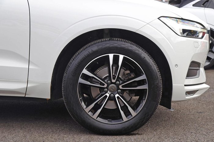 2020 Volvo XC60 T5 Momentum