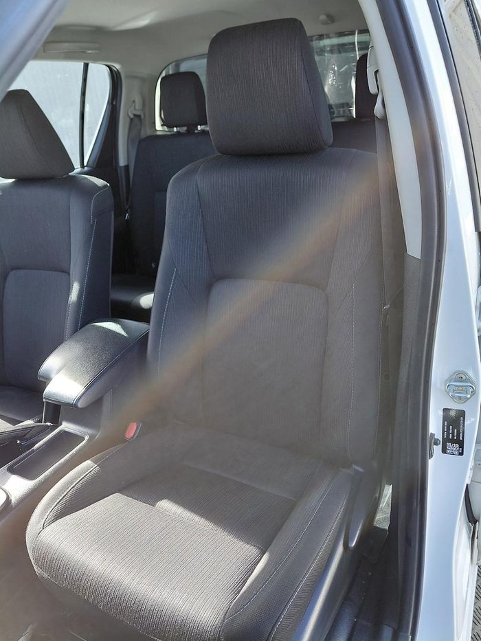 2022 Toyota Hilux SR