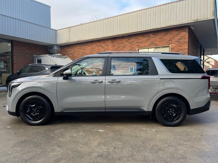 2025 Kia Carnival S