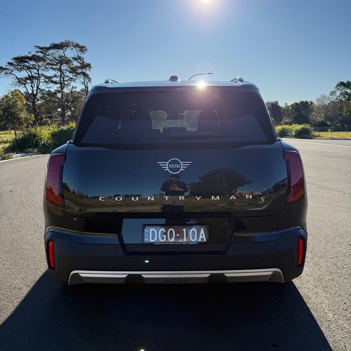 2024 MINI Countryman SE Favoured