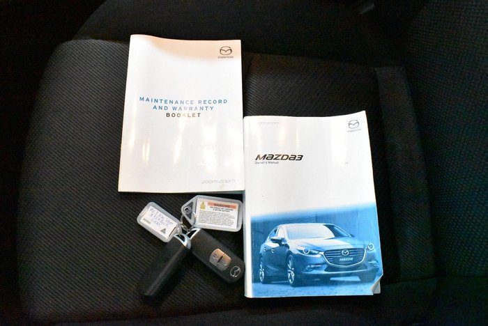 2018 Mazda 3 Neo Sport