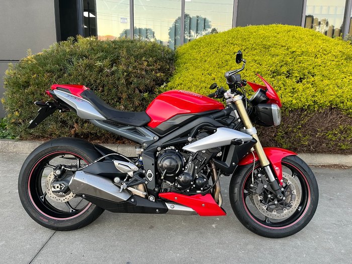 2016 Triumph STREET TRIPLE 660