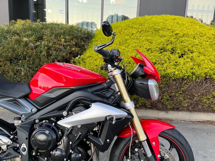 2016 Triumph STREET TRIPLE 660