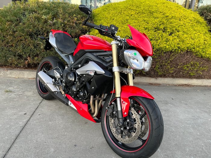 2016 Triumph STREET TRIPLE 660
