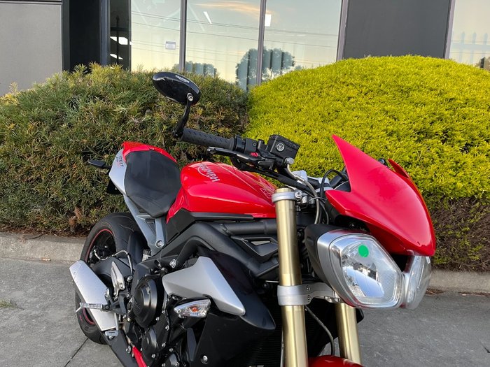 2016 Triumph STREET TRIPLE 660