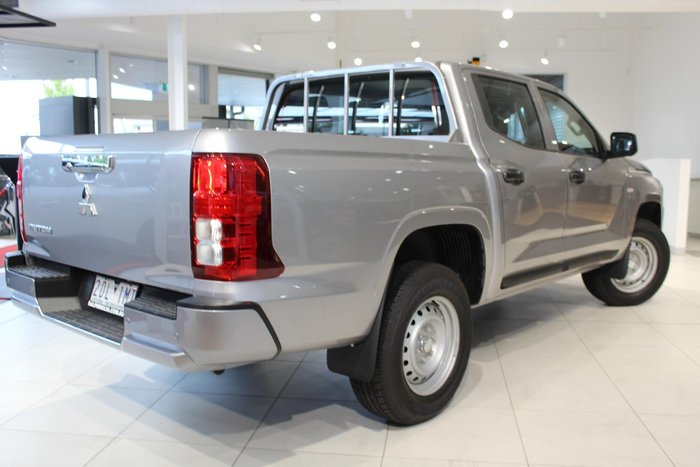 2025 Mitsubishi Triton GLX