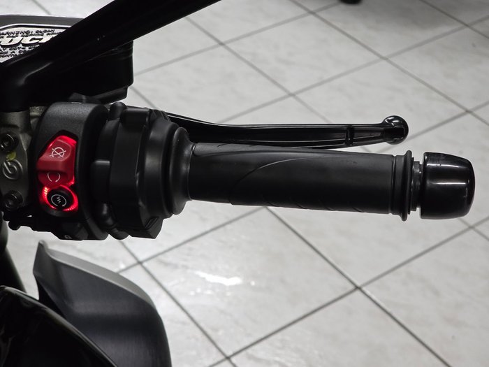 2024 DUCATI DIAVEL V4 Black