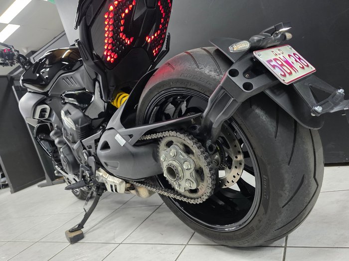 2024 DUCATI DIAVEL V4 Black