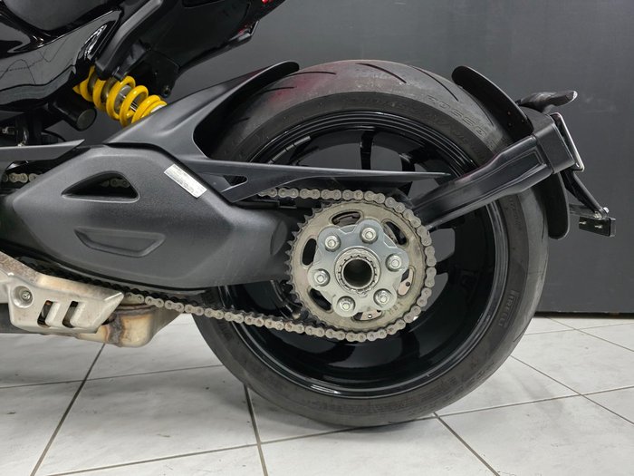 2024 DUCATI DIAVEL V4 Black