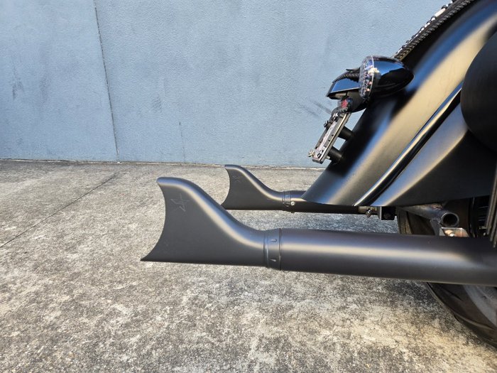 2020 INDIAN CHIEF VINTAGE DARK HORSE BLACK SMOKE