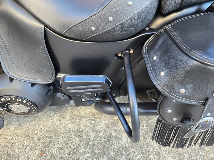 2020 INDIAN CHIEF VINTAGE DARK HORSE BLACK SMOKE