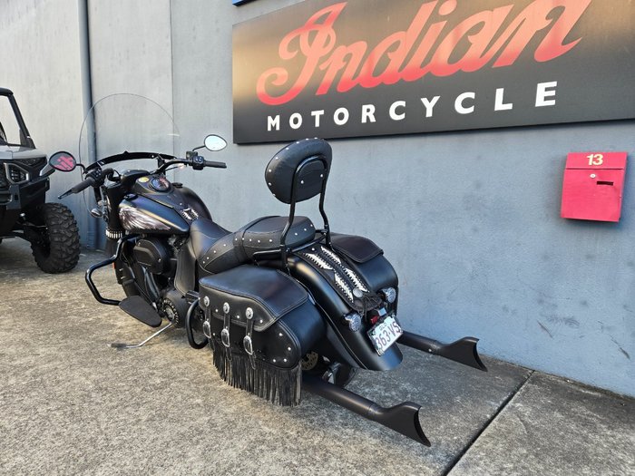 2020 INDIAN CHIEF VINTAGE DARK HORSE BLACK SMOKE