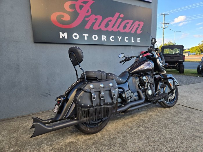 2020 INDIAN CHIEF VINTAGE DARK HORSE BLACK SMOKE